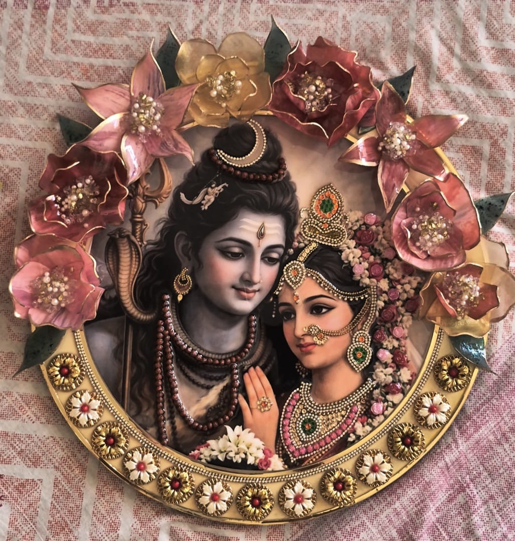20 Inch Circular Home Decor